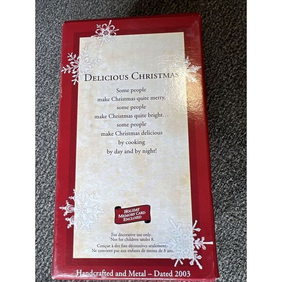 2003 Hallmark Ornament DELICIOUS CHRISTMAS Metal Hanging Food Fruit Baskets - Picture 2 of 7